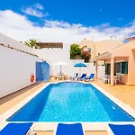 Santa Maria Villa *